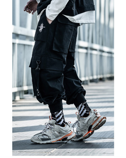 Urban Black Cargo Pants -  fashion pants - Trendy Black Cargo Pants for Comfortable Street Style - View 5