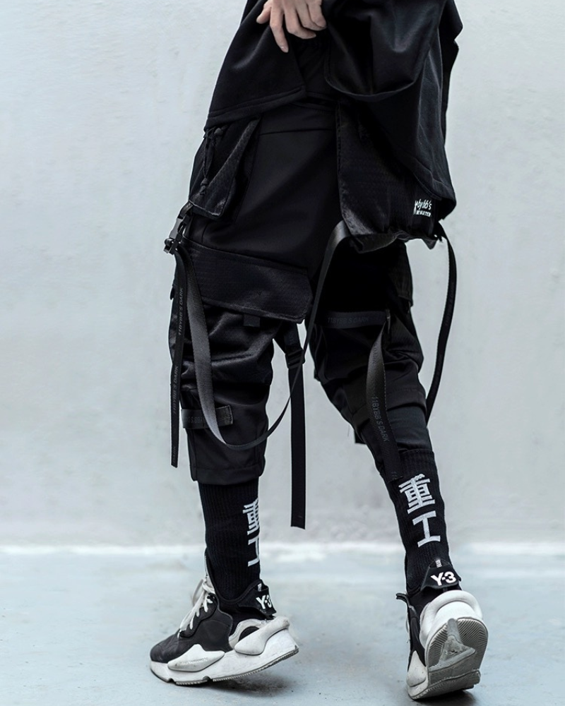 Urban Black Multi-Pocket Cargo Pants -  black pants - Urban Black Multi-Pocket Cargo Pants for Versatile Style - View 3