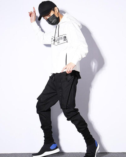 Urban Chic Slim Cargo Pants -  black cargo pants - Urban Chic Slim Cargo Pants with Oversized Pockets - View 3