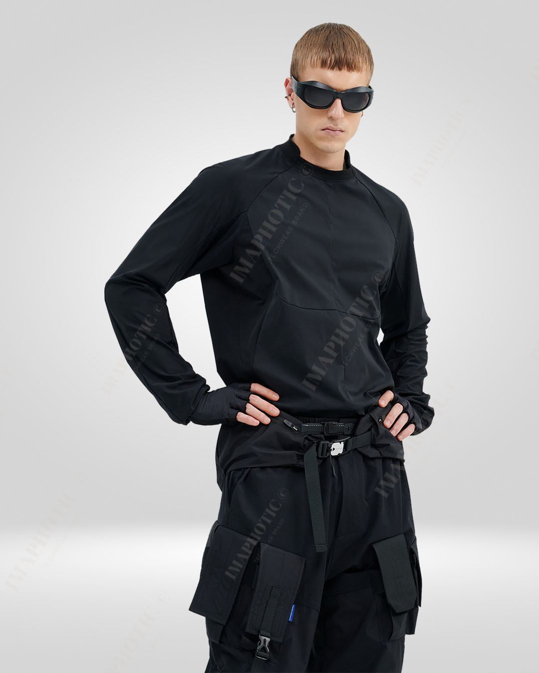 Urban Edge Tactical Raglan Sweatshirt | Modern Black Attire -  skin-cooling technology - Tactical Black Raglan Sweatshirt for Stylish Comfort - View 6