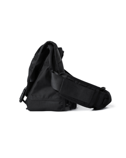 Urban Sling Messenger Bag -  spacious storage bag - Urban Sling Messenger Bag for Everyday Adventures - View 12