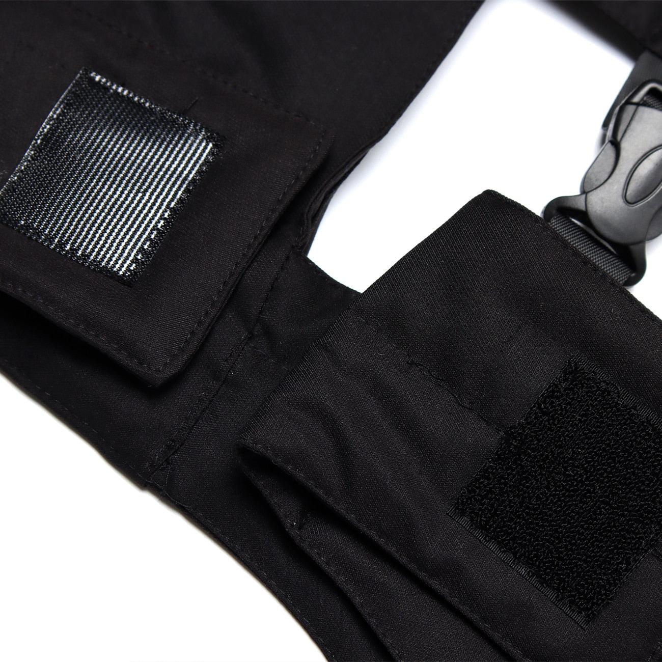 Urban Utility Tech Vest -  black vest - Urban Utility Tech Vest for Stylish Outdoor Adventures - View 3