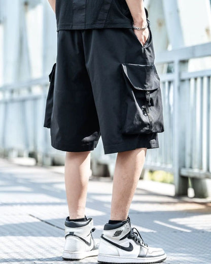 Utility Cargo Shorts with Pockets -  comfortable outdoor shorts - Utility Cargo Shorts for Urban Adventures - View 3