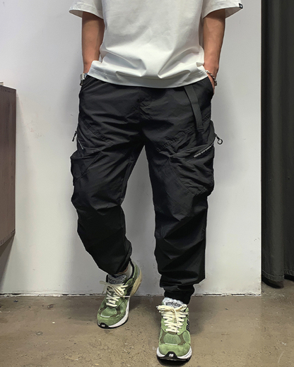 Versatile Adventure Cargo Pants -  stylish outdoor pants - Stylish Cargo Pants for Outdoor Adventures - View 6