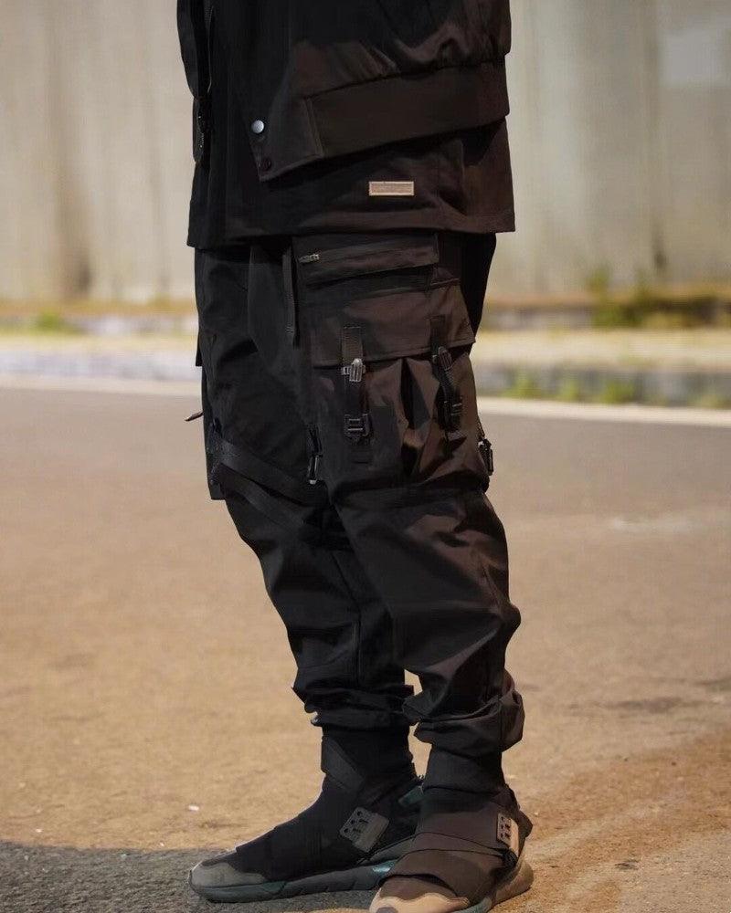 Versatile Black Cargo Pants - cargo pants - Versatile Black Cargo Pants for Everyday Adventure - Main view