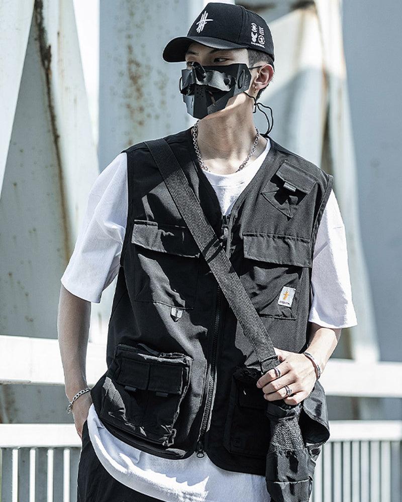 Versatile Black Sleeveless Cargo Vest -  utility vest - Stylish Black Sleeveless Cargo Vest for Versatile Outfits - View 6