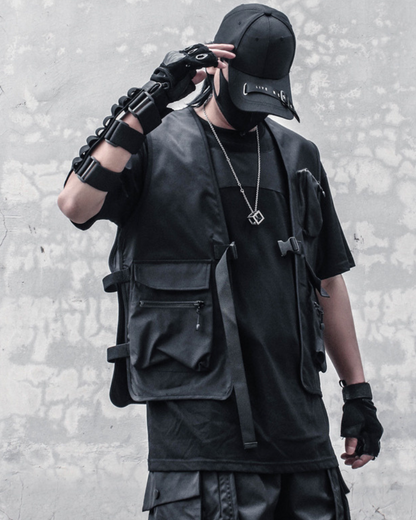 Versatile Cargo Utility Vest -  durable vest - Stylish Cargo Utility Vest for Urban Adventurers - View 4