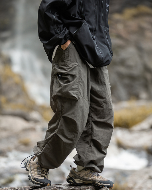 Versatile Hiking Cargo Trousers - hiking trousers - Comfortable Loose-Fit Hiking Cargo Trousers - Main view