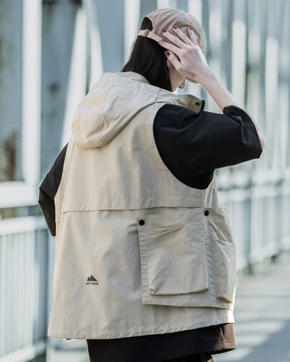 Versatile Outdoor Pocket Vest - functional pocket vest - Functional Detachable Pocket Vest for Winter Adventures - View 10