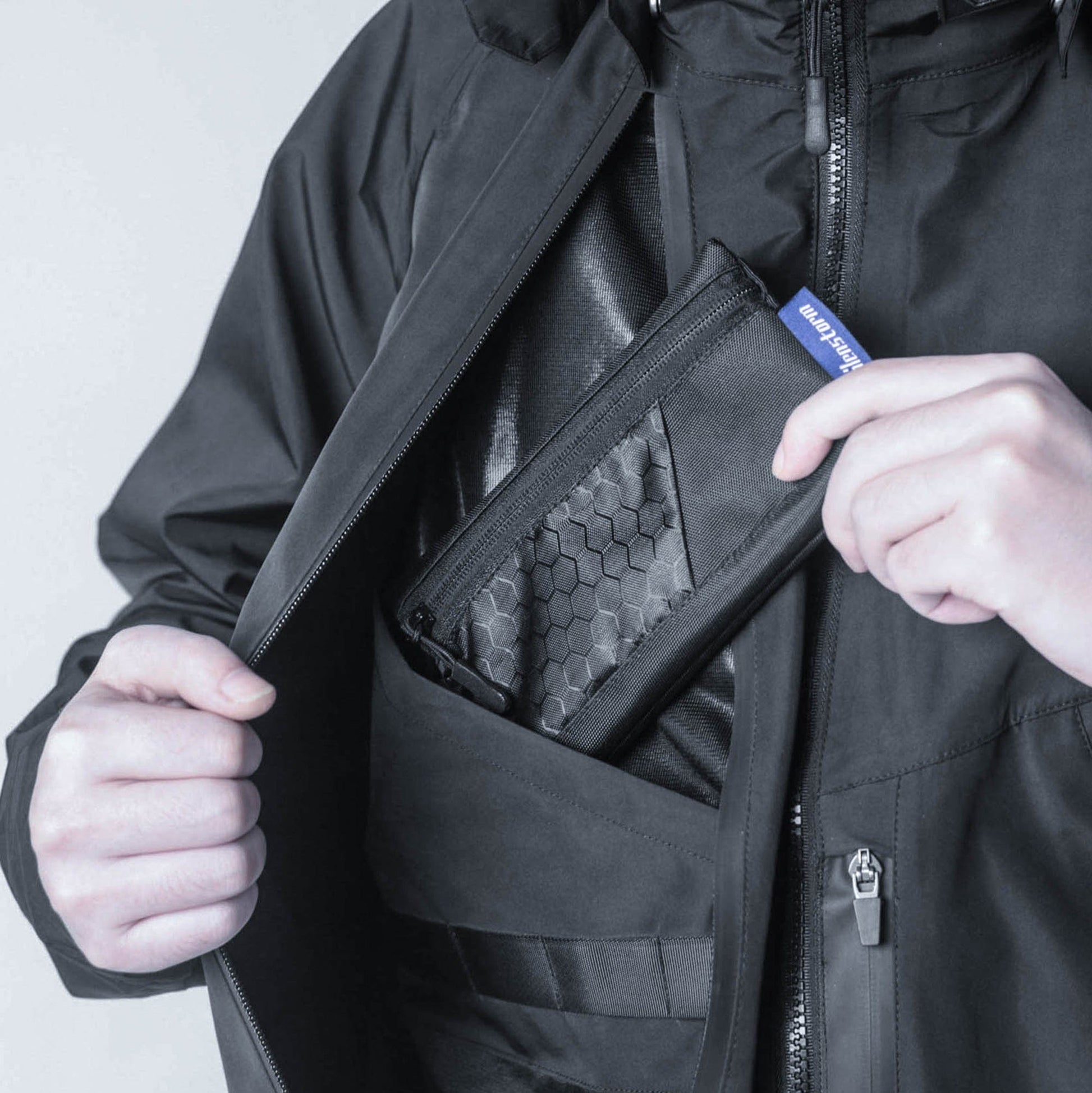 Versatile Tactical Coin Carrier - tactical pouch - Durable Tactical Coin Pouch for Secure Storage - View 2