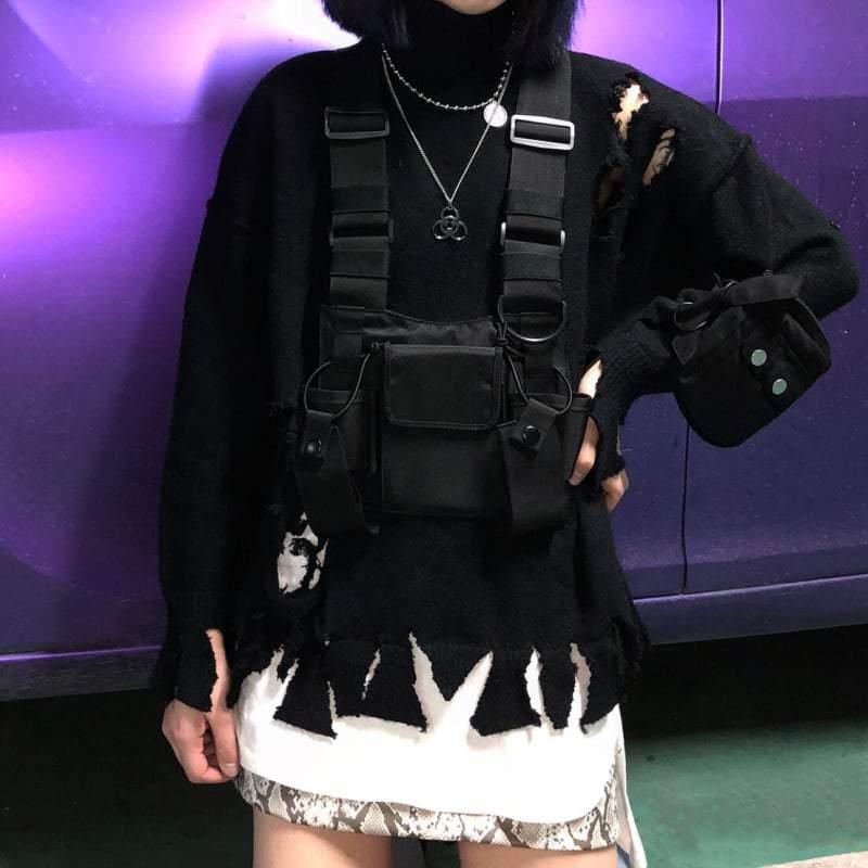 Versatile Techwear Chest Pack -  adjustable - Versatile Techwear Chest Pack for Everyday Use - View 3