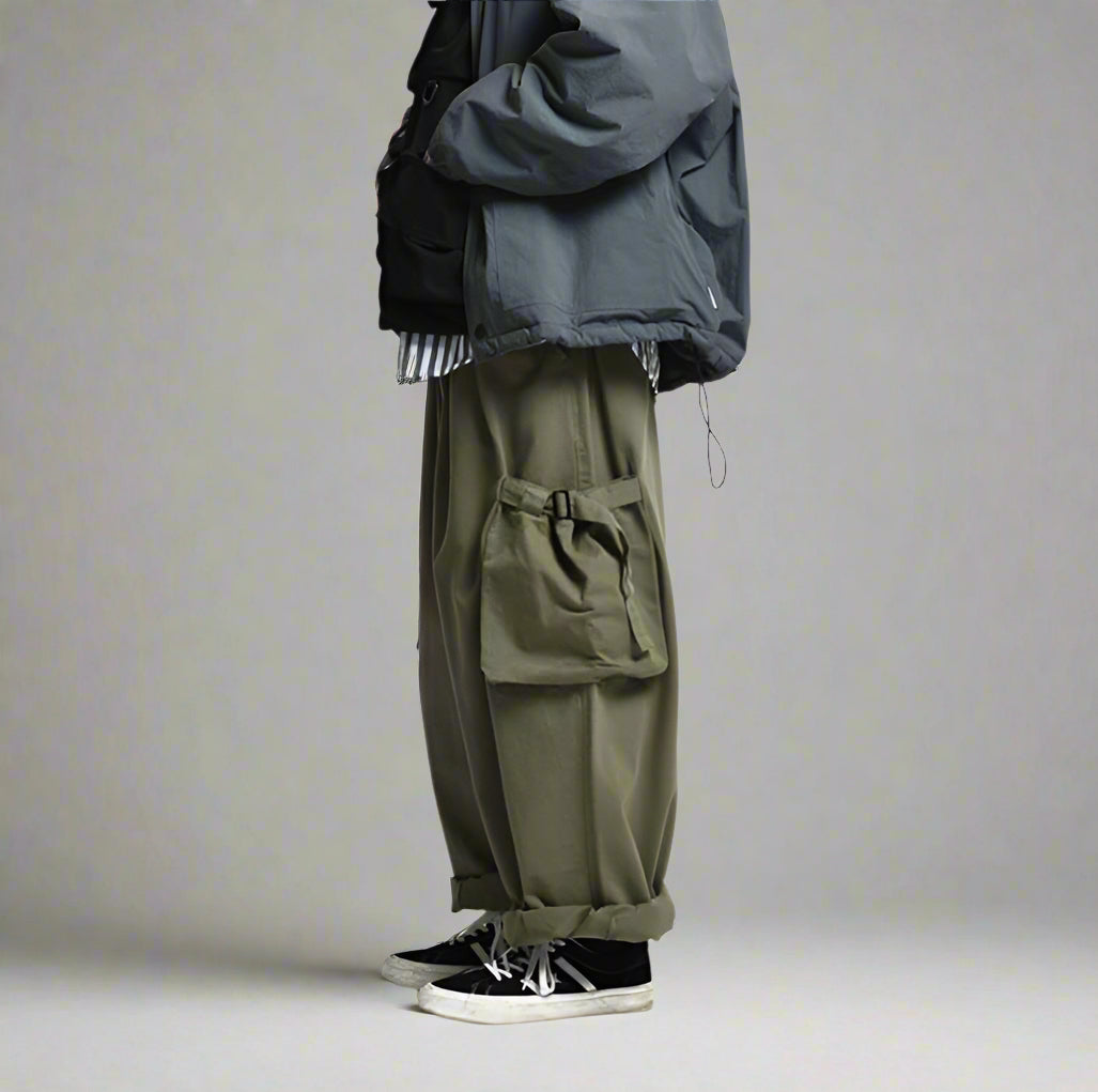 Versatile Utility Cargo Trousers - stylish cargo pants - Comfortable Cargo Pants with Practical Pockets - View 3