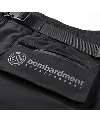 Versatile Zip Pocket Cargo Shorts - Summer Techwear - Comfortable Zip Pocket Cargo Shorts for Everyday Wear - View 3