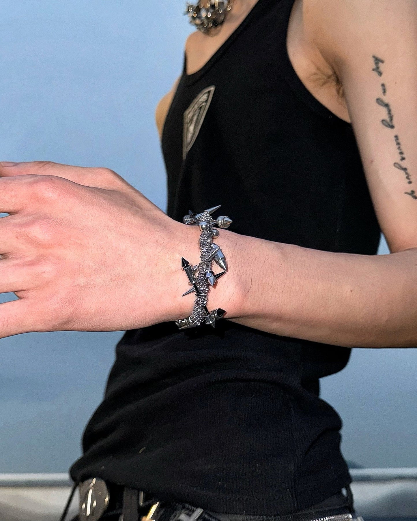 Vintage Rivet Hollow Bracelet -  adjustable fit - Vintage Rivet Hollow Bracelet for Bold Style - View 3