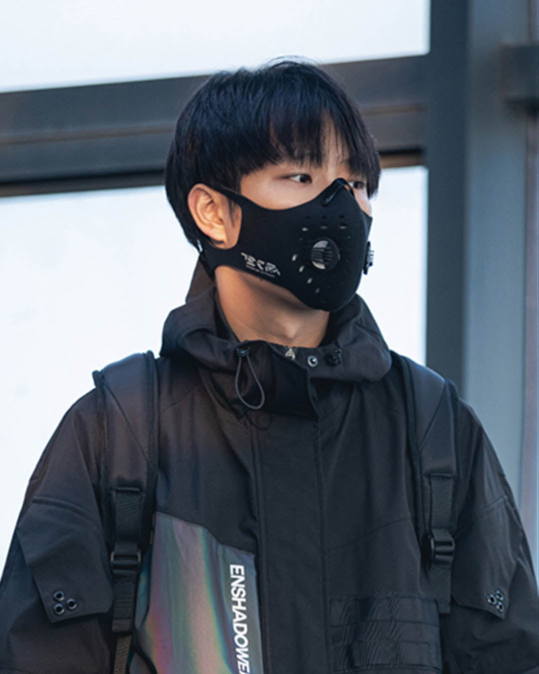 Enshadower Black Face Mask -  anti-pollution - Enshadower Black Face Mask: Breathable and Functional - View 3