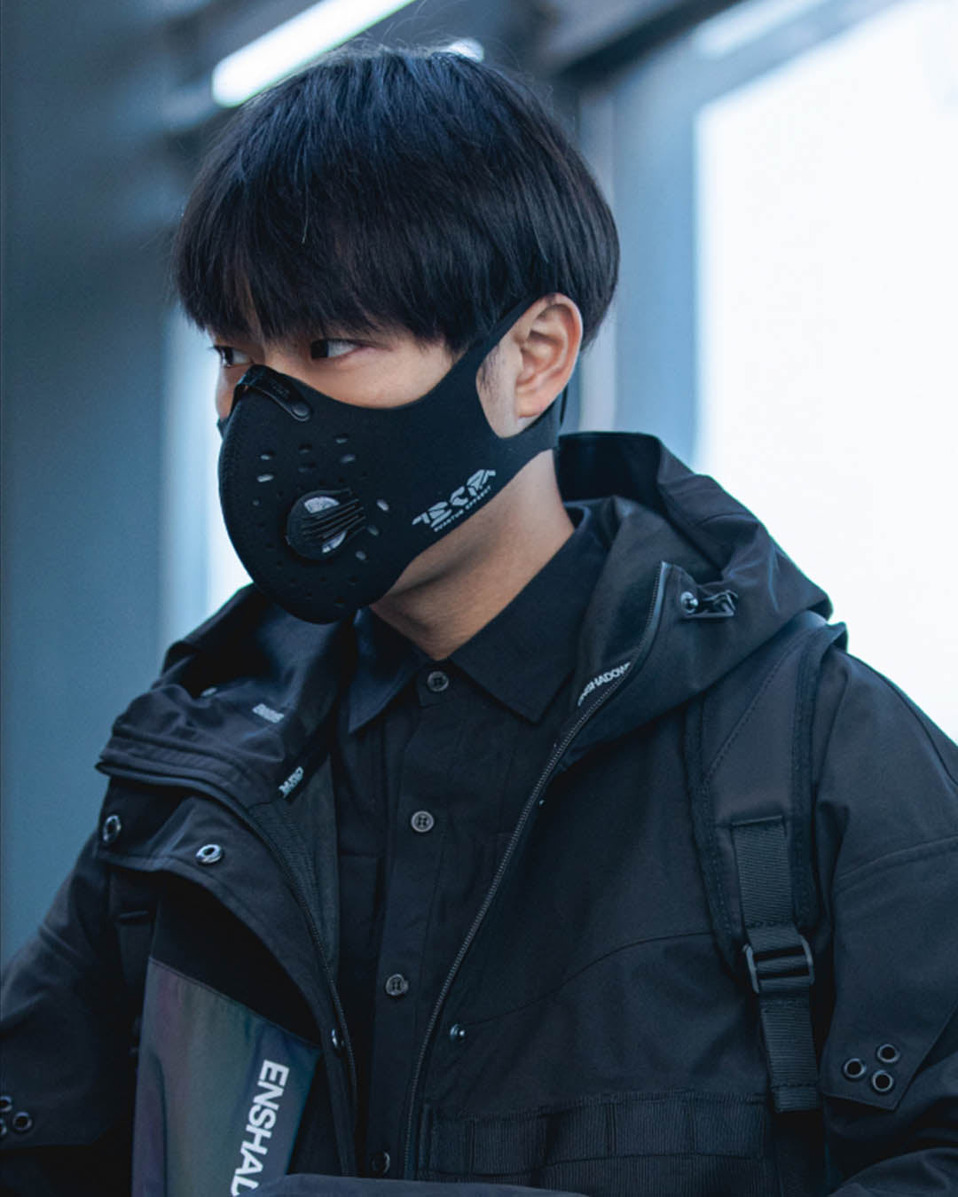 Enshadower Black Face Mask - breathable mask - Enshadower Black Face Mask: Breathable and Functional - View 2