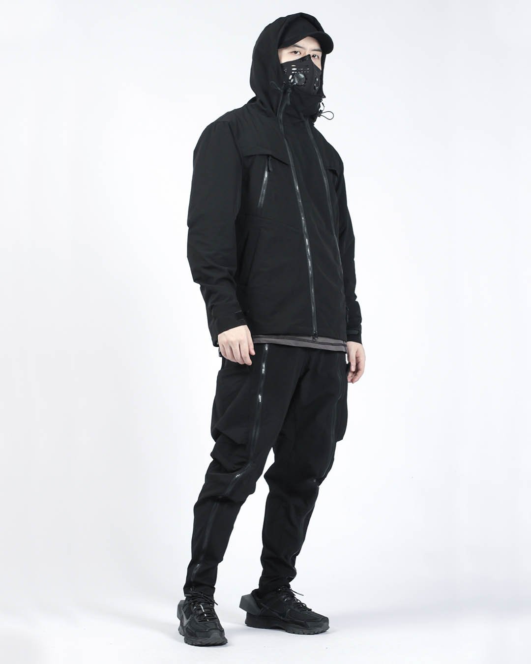 Silenstorm Hanzo Jacket -  functional outerwear - Silenstorm Hanzo Jacket: Stylish & Versatile Outerwear - View 4